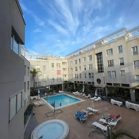 Precioso Apartamento En Residencial Con Piscina Cerca De La Playa Apartment *