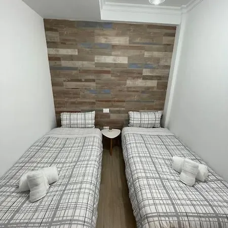 Precioso Apartamento En Residencial Con Piscina Cerca De La Playa *